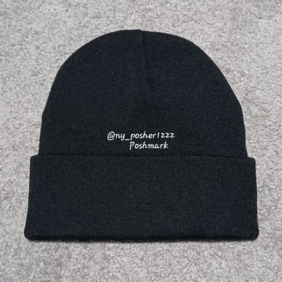 𝗃𝗈𝗏𝗂𝒂 Financial Credit Union Beanie ⚫🟡 - Picture 2 of 3